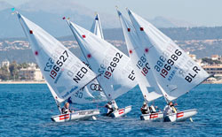 Terza giornata di regate nel Trofeo Sar con venti moderati di 10 nodi circa