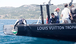 La barca di Azzurra incidentata