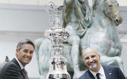 Vincenzo Onorato con Russell Coutts alla presentazione della nuova Coppa America