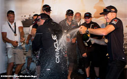 Oracle Team USA Spithill vince le ACWS 2011-2012