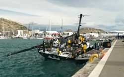 Azzam, la corsa contro il tempo