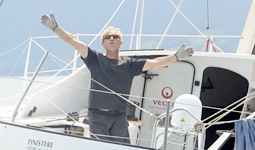 Jourdain festeggia la vittoria nella Route du Rhum