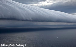 L'incredibile burrasca che si è abbattuta sulla flotta della Rolex Sydney-Hobart