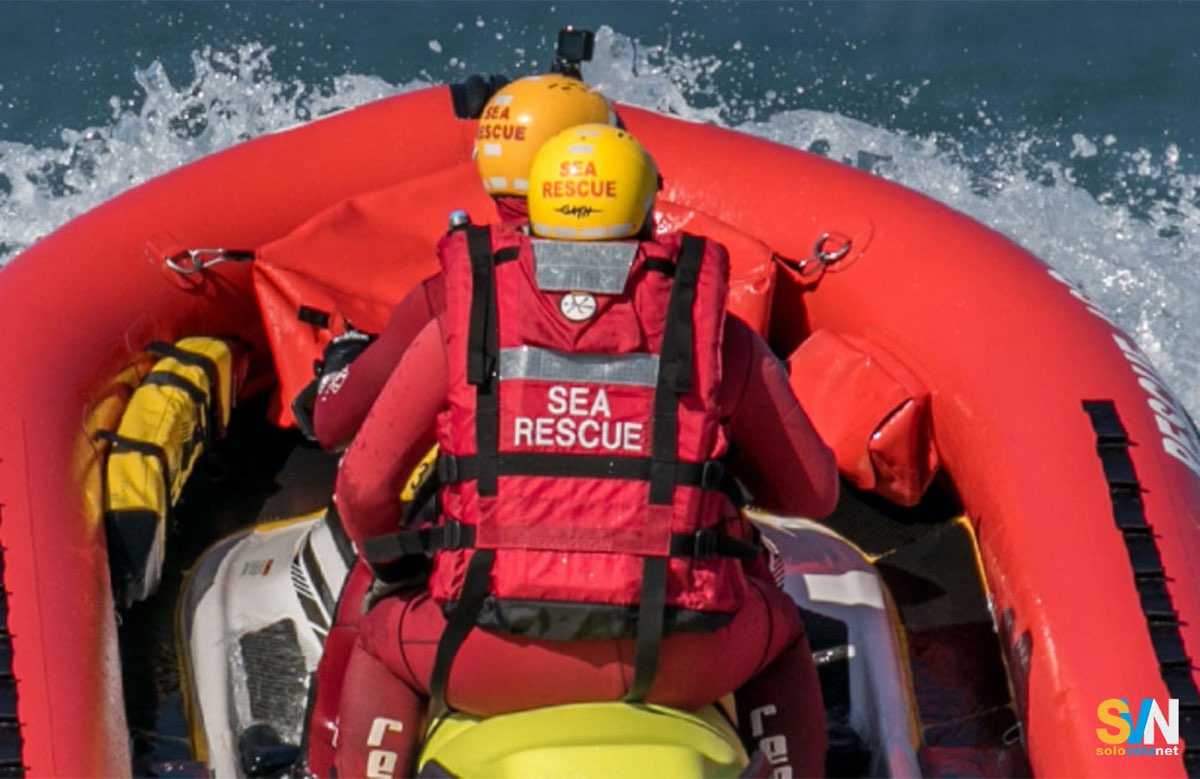 Famiglia intrappolata dalle correnti di risacca salvata dai surfisti e NSRI