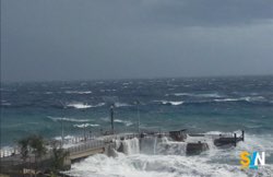 Famiglia bloccata a Panarea per il mare in burrasca: il gesto di civiltà di un ormeggiatore