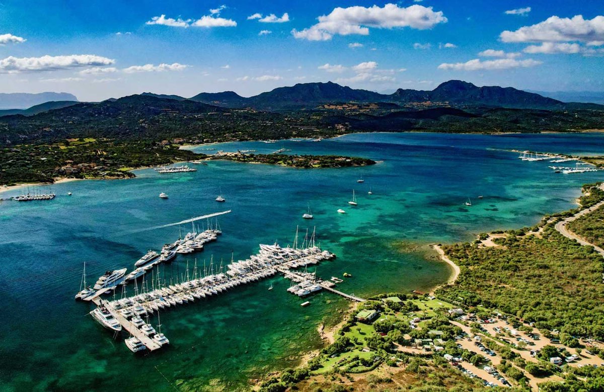 Lo Yacht Club Cala dei Sardi apre la sua scuola nautica
