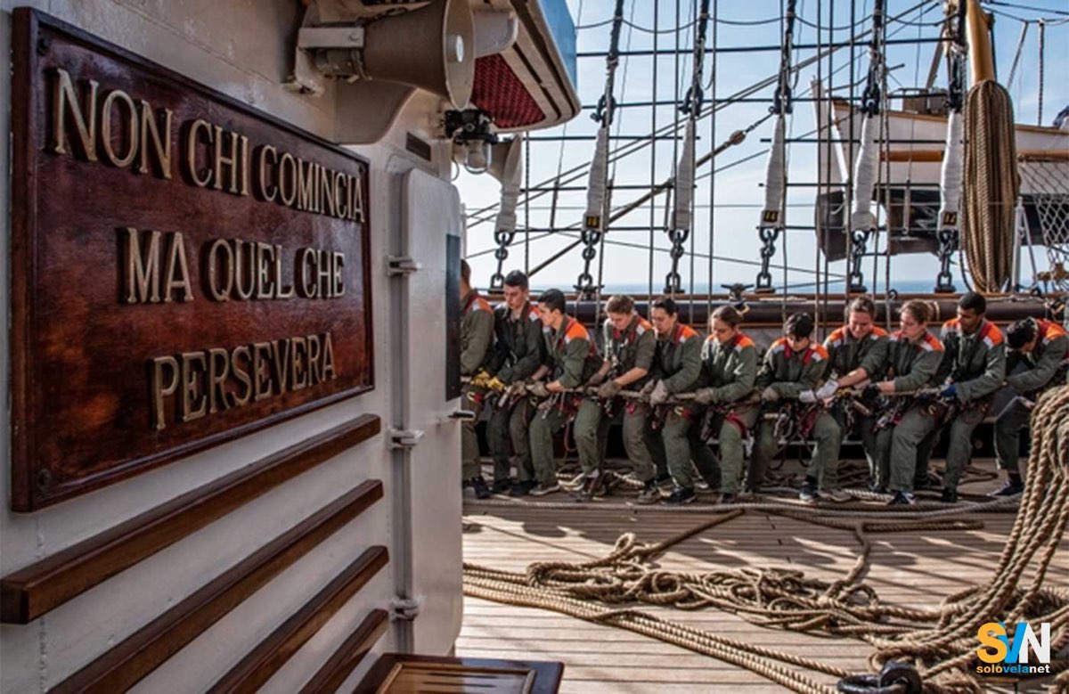 Non chi comincia ma quel che persevera, è il motto della nave scuola della Marina Militare Italiana, l'Amerigo Vespucci