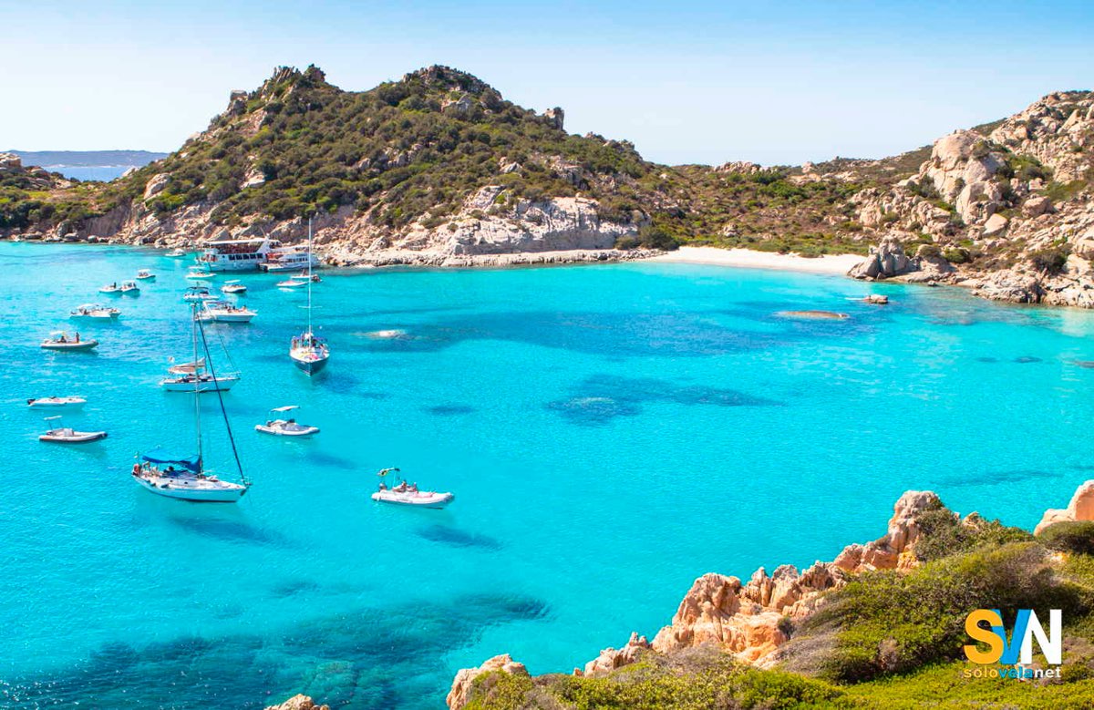 Cala Corsare all'arcipelago di La Maddalena