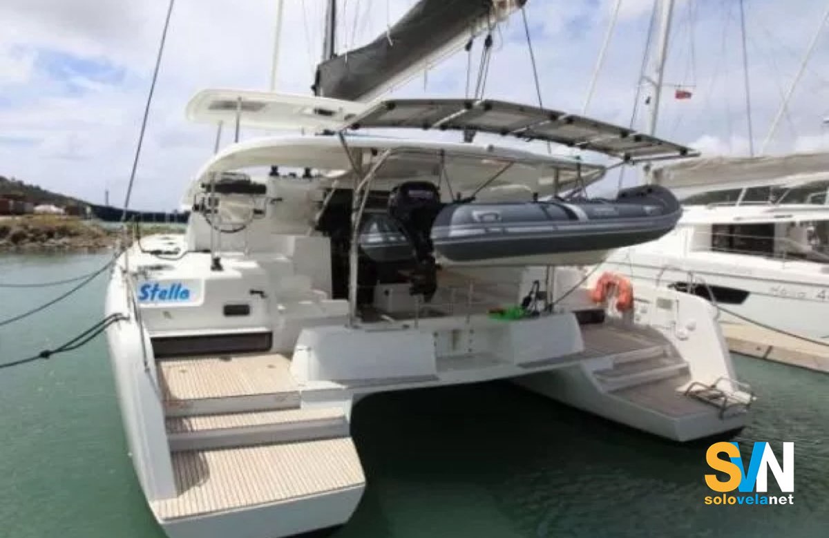 Il Lagoon 42 STella ritrovato alargo di Tangeri senza persone. abordo e conuna zattera autogonfiabile vuota che gli galleggiava vicino