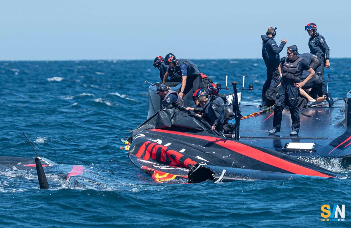 Alinghi Red Bull Racing disalbera in allenamento a Barcellona