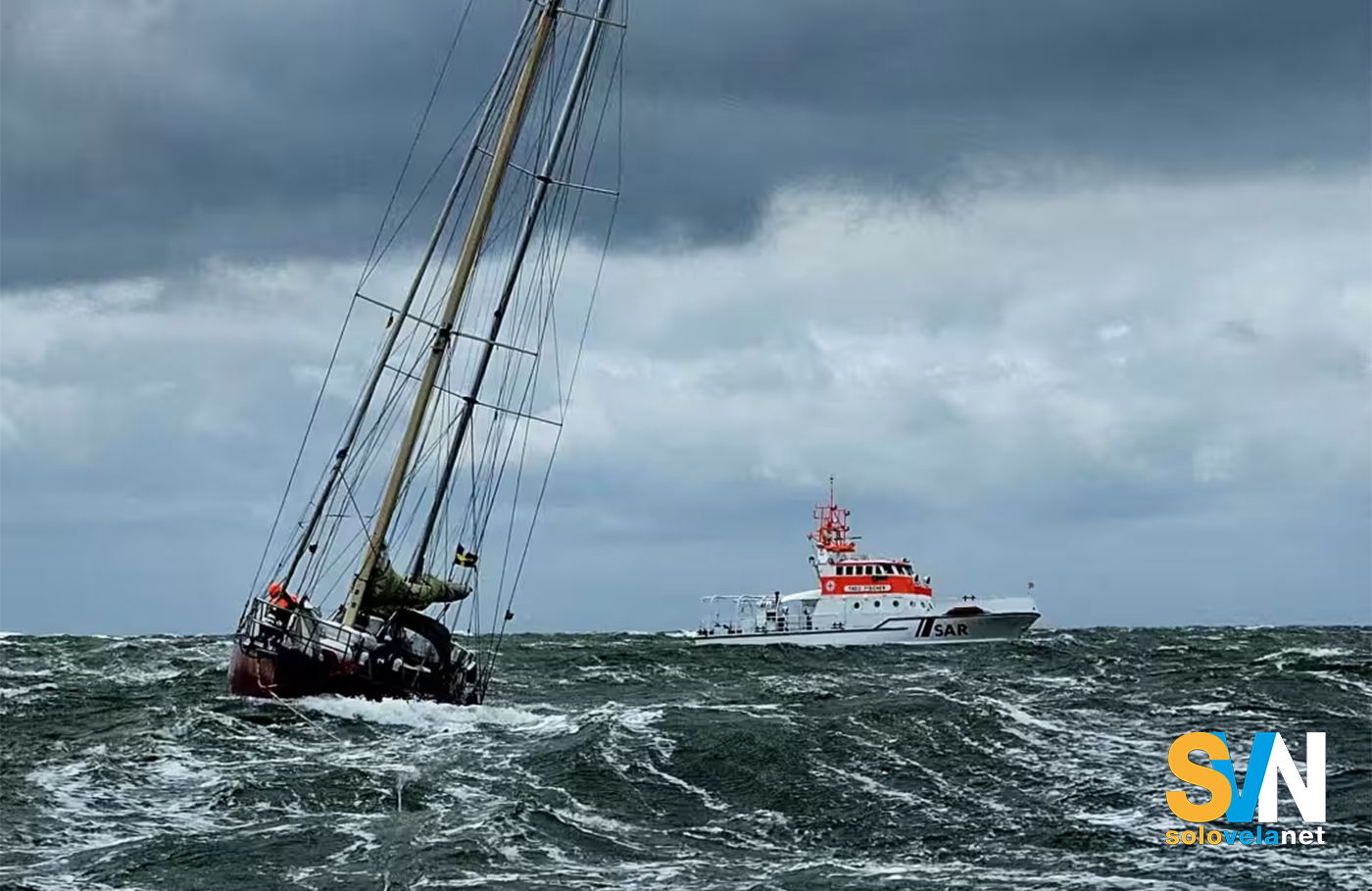 Germania Vs Italia: due modi diversi di soccorrere una barca a vela in difficoltà