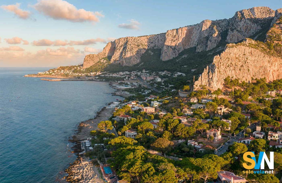 Un tratto di costa palermitana
