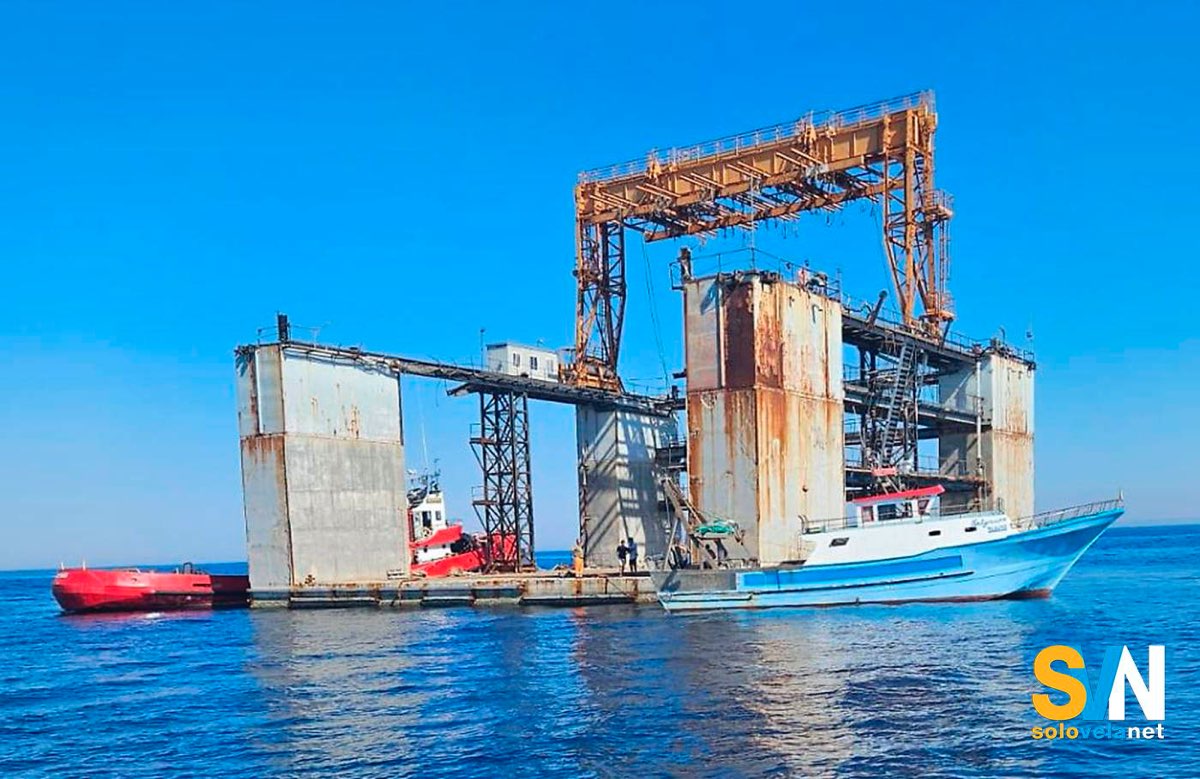 Perchereccio sfiora la collisione contro un rimorchiatore. A bordo non c'era il comandante