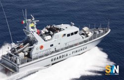 Yacht di lusso sequestrato a Otranto: tre lavoratori in nero a bordo