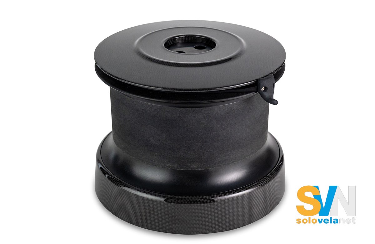Il nuovo winch DynaDrive™ di Harken, progettato specificamente per l’installazione motorizzata: compatto, fluido e adatto alla crociera ad alte prestazioni