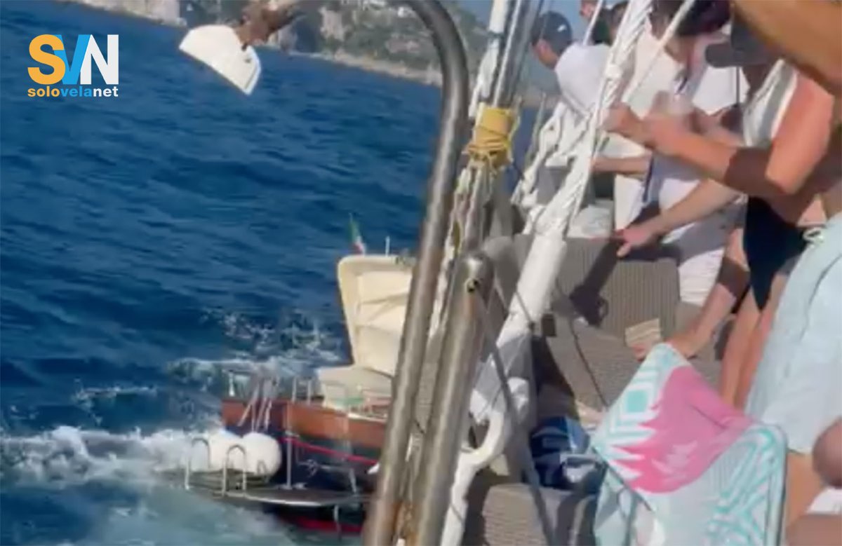 Un'immagine dal Tortuga subito dopo la collisione con il gozzo