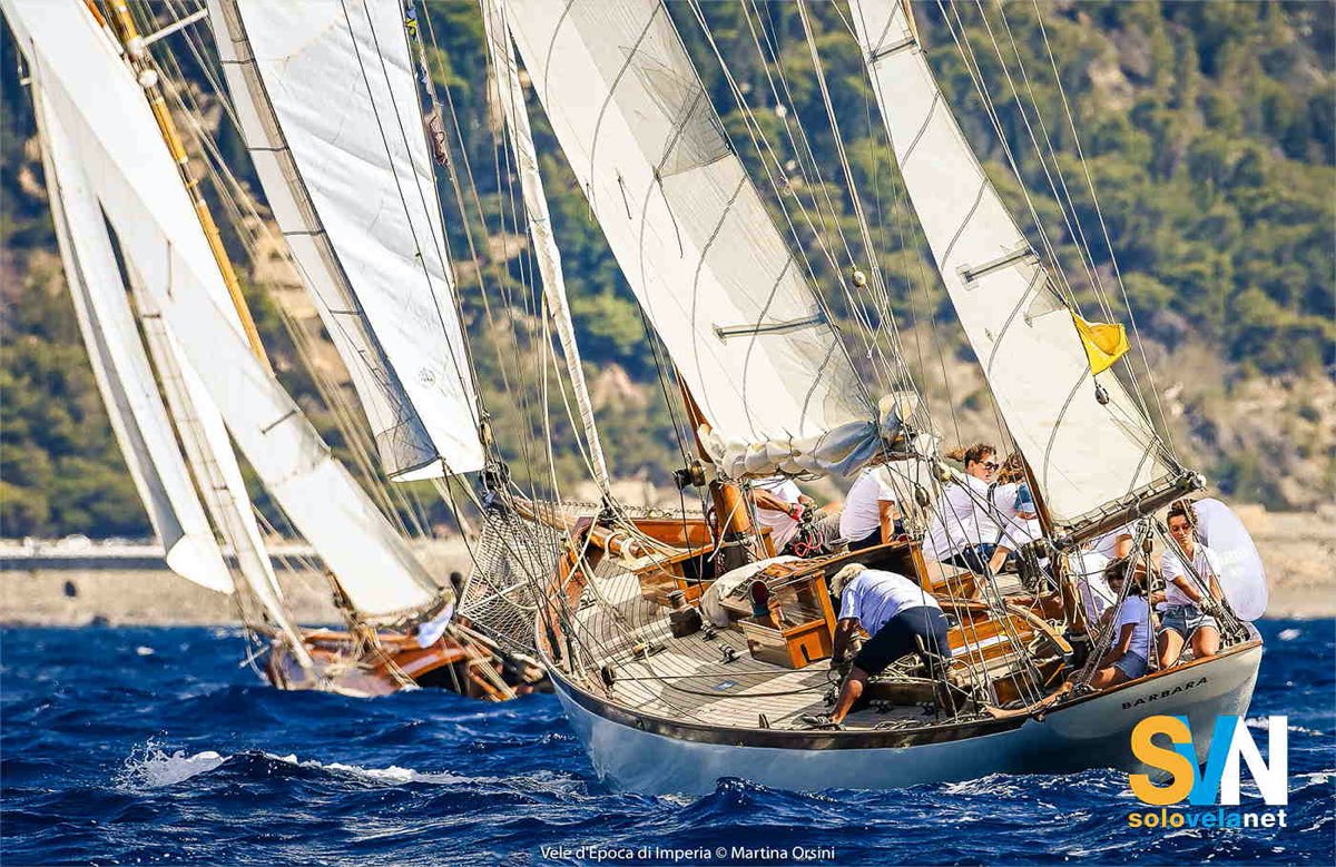 Vedere navigare le barche d'epoca è sempre un emozione difficile da dimenticare