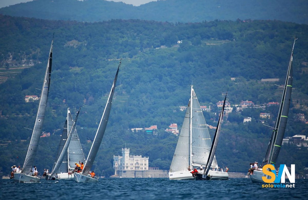 Trieste prepara un mese intero di grande vela: dal Mondiale L30 alla Barcolana 58