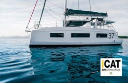 Aventura 37: catamarano presentato al Salone Nautico di Genova 2025