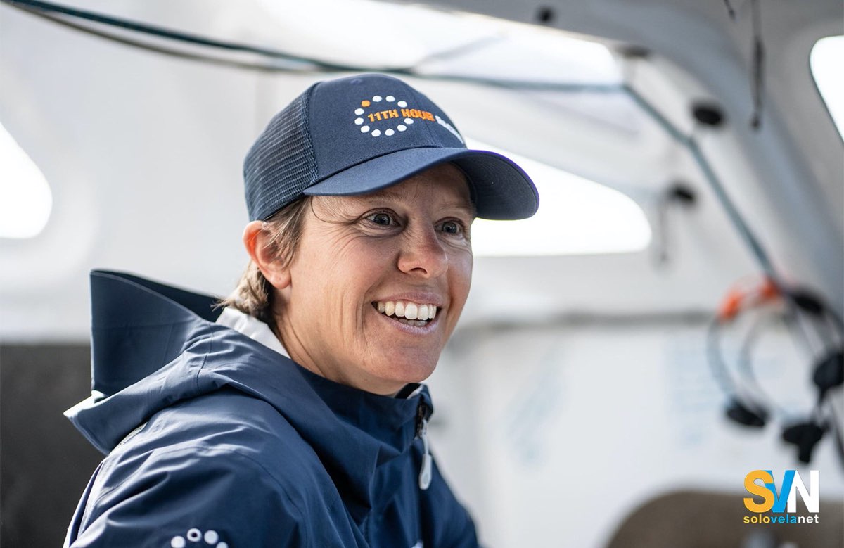 Francesca Clapcich è in testa tra gli IMOCA alla Transat Café L’Or 2025