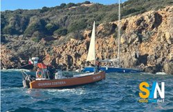Incidente al Giglio ketch va a scogli, a bordo skipper e cucciolo di Labrador