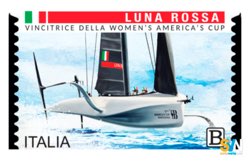 Presentati due francobolli commemorativi dedicati alle vittorie di Luna Rossa