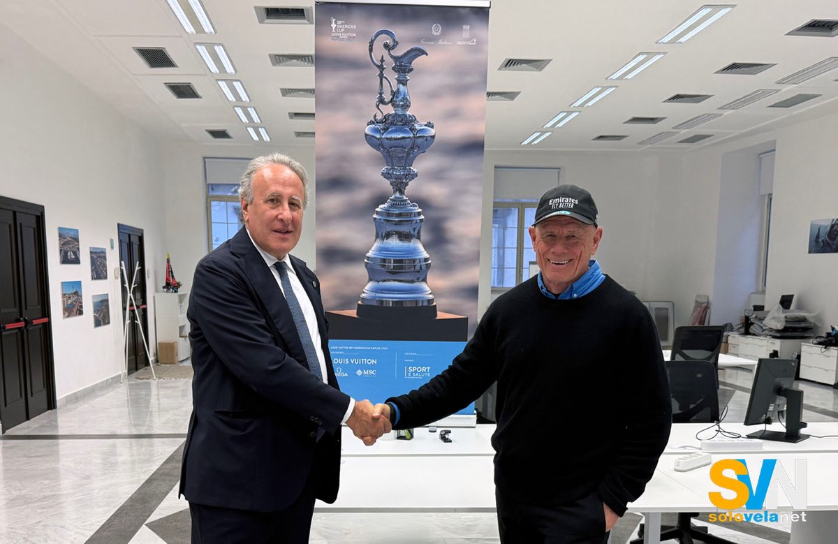 Matteo Lorito il Rettore dell'Università degli Studi di Napoli Federico II con Grant Dalton del'America's Cup.