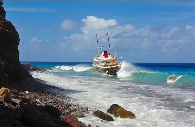 Elsa, il superyacht di 48 metri naufragato
