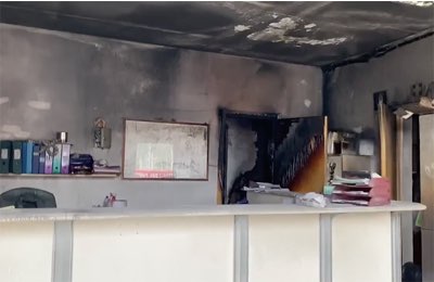 Il locale in cui è stato appiccato il fuoco