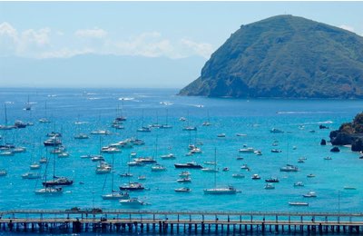 La baia di Lipari ad agosto