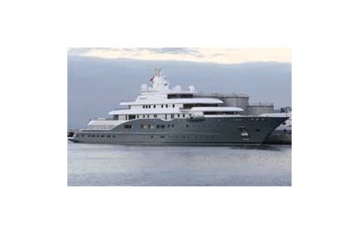 Il megayacht all’Elba non è benvenuto